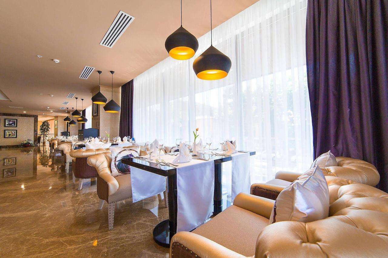 Shera Inn Hotel Almaty Eksteriør bilde