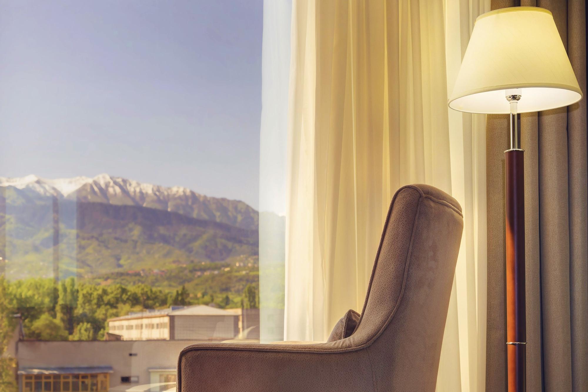 Shera Inn Hotel Almaty Eksteriør bilde