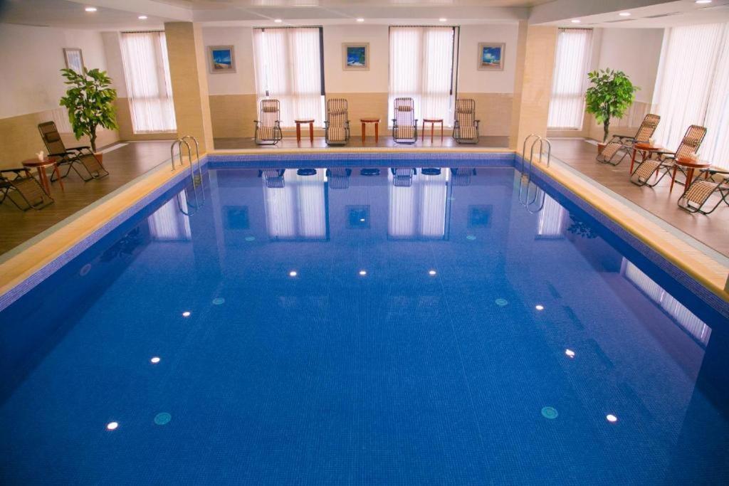Shera Inn Hotel Almaty Eksteriør bilde