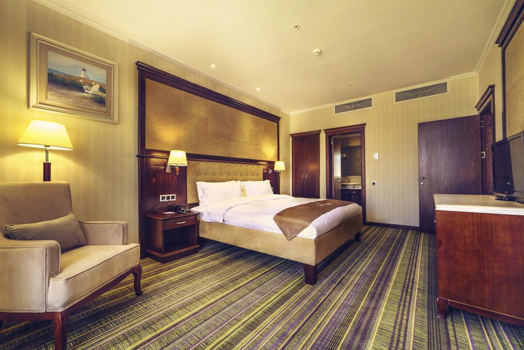 Shera Inn Hotel Almaty Eksteriør bilde