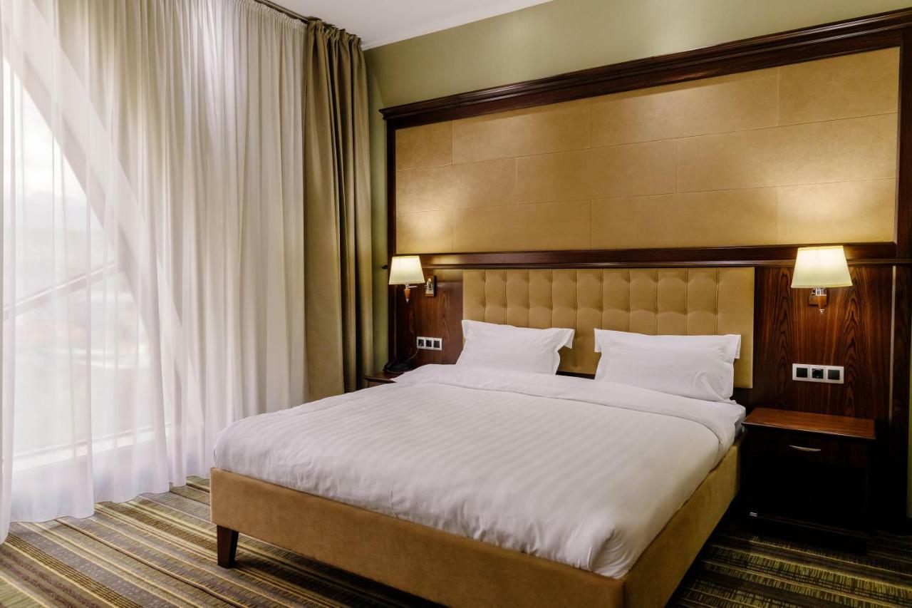 Shera Inn Hotel Almaty Eksteriør bilde